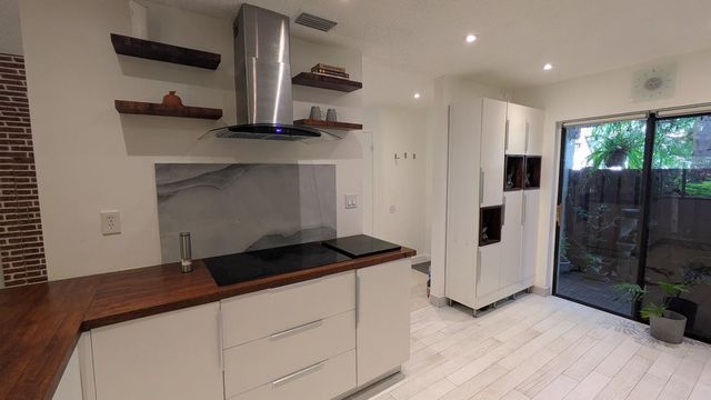 4344 Carambola Circle, Coconut Creek, FL 33066