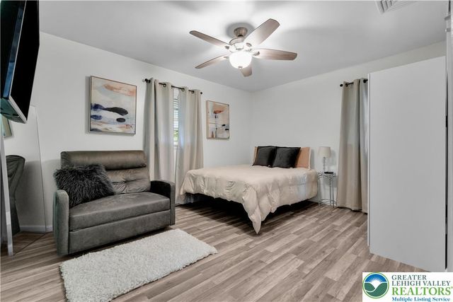2727 Queen, Palmer Twp, PA 18045