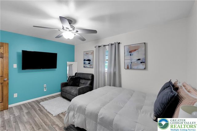 2727 Queen, Palmer Twp, PA 18045
