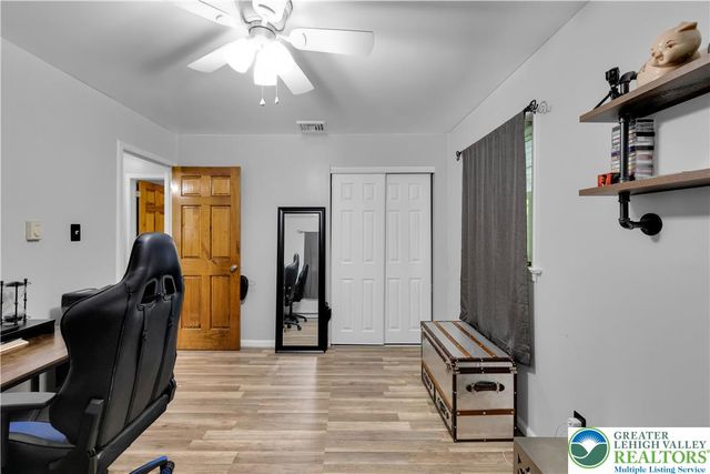 2727 Queen, Palmer Twp, PA 18045