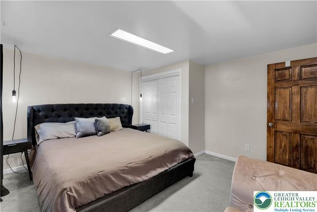 2727 Queen, Palmer Twp, PA 18045