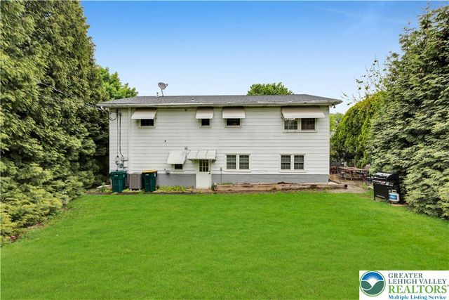 2727 Queen, Palmer Twp, PA 18045