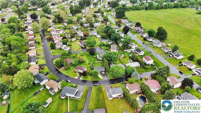 2727 Queen, Palmer Twp, PA 18045