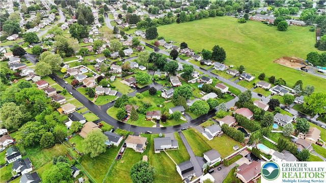2727 Queen, Palmer Twp, PA 18045