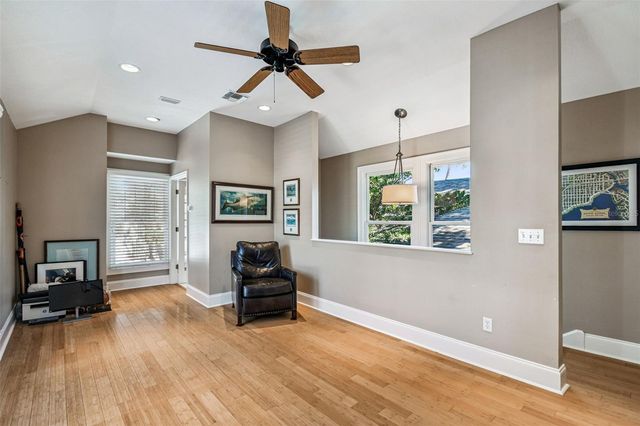 901 S DELAWARE AVENUE, Tampa, FL 33606