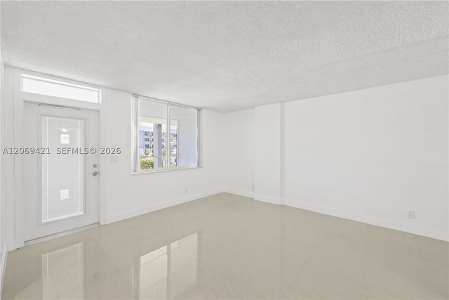 104 Paradise Harbour Blvd 114, North Palm Beach, FL 33408