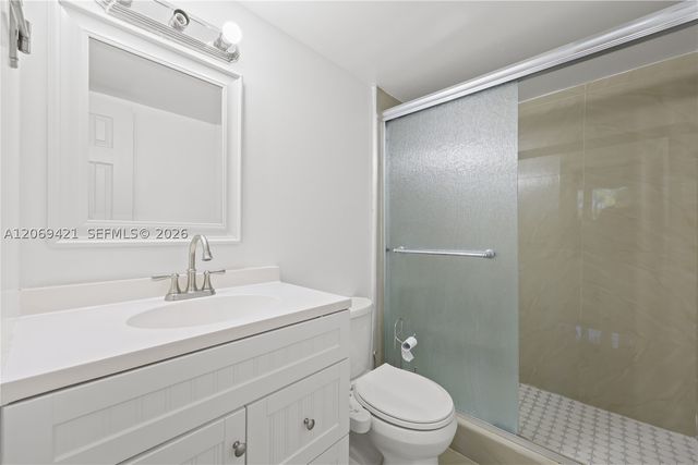 104 Paradise Harbour Blvd 114, North Palm Beach, FL 33408
