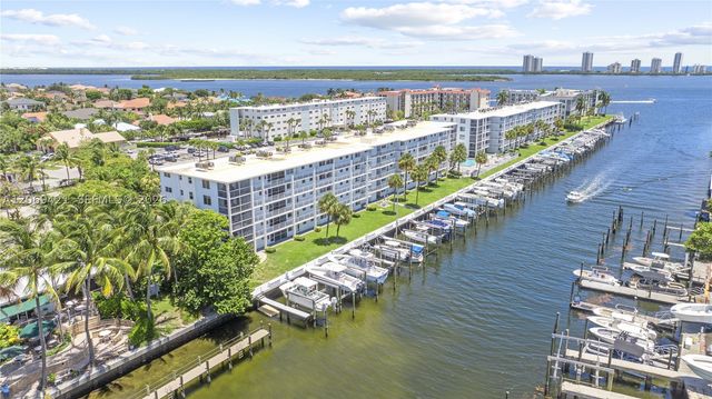 104 Paradise Harbour Blvd 114, North Palm Beach, FL 33408