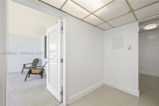104 Paradise Harbour Blvd 114, North Palm Beach, FL 33408