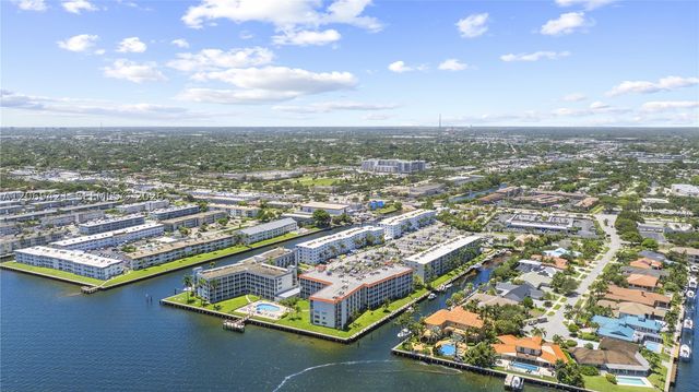 104 Paradise Harbour Blvd 114, North Palm Beach, FL 33408