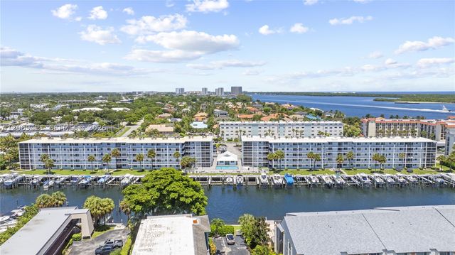 104 Paradise Harbour Blvd 114, North Palm Beach, FL 33408