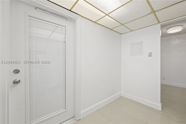 104 Paradise Harbour Blvd 114, North Palm Beach, FL 33408