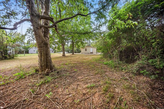 1100 W Mcrae Avenue, Searcy, AR 72143