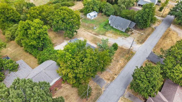 1100 W Mcrae Avenue, Searcy, AR 72143