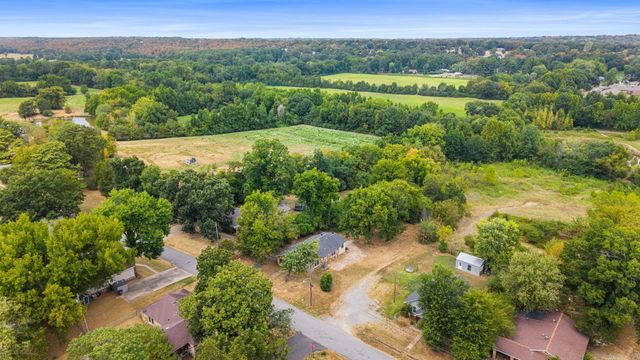1100 W Mcrae Avenue, Searcy, AR 72143