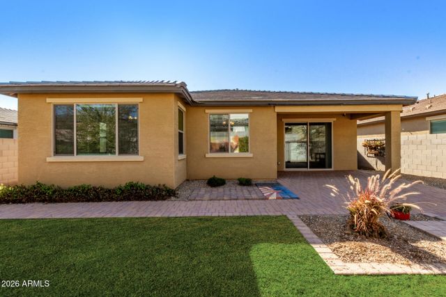 18822 W GEORGIA Avenue, Litchfield Park, AZ 85340