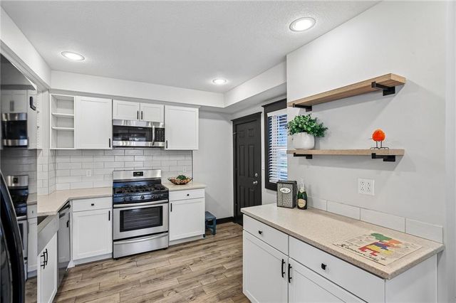 1400 E 28 Street, Kansas City, MO 64109