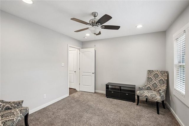 1400 E 28 Street, Kansas City, MO 64109