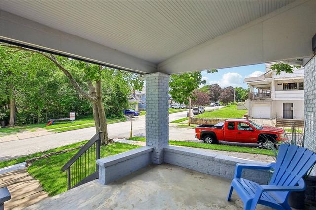 1400 E 28 Street, Kansas City, MO 64109