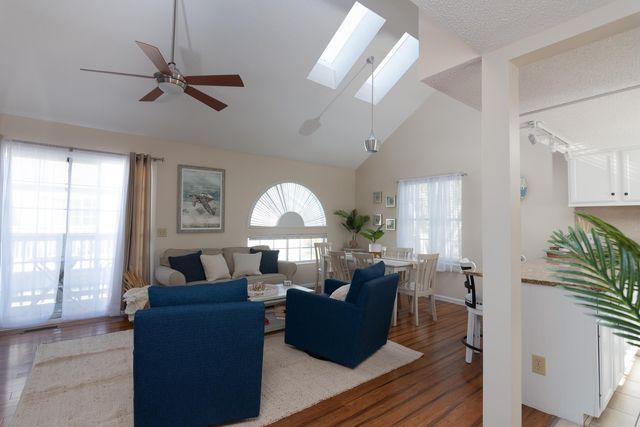 311 Cumberland Terrace Dr Apt 7C, Myrtle Beach, SC 29572