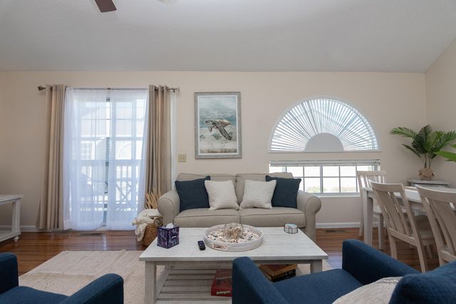 311 Cumberland Terrace Dr Apt 7C, Myrtle Beach, SC 29572