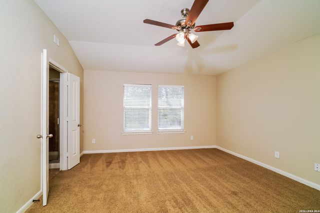 5646 Southern Oaks, San Antonio, TX 78261