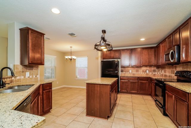 5646 Southern Oaks, San Antonio, TX 78261