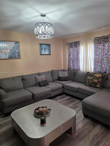 232 E Saxony E 232 232, Delray Beach, FL 33446