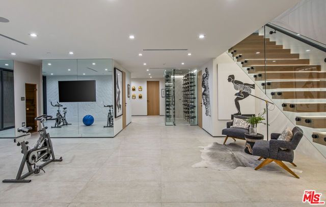 16680 Charmel Lane, Pacific Palisades (los Angeles), CA 90272