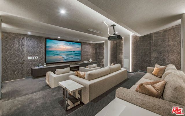 16680 Charmel Lane, Pacific Palisades (los Angeles), CA 90272