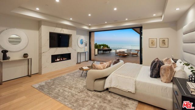16680 Charmel Lane, Pacific Palisades (los Angeles), CA 90272