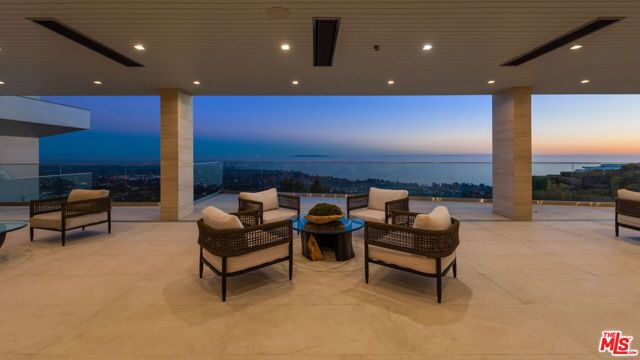 16680 Charmel Lane, Pacific Palisades (los Angeles), CA 90272