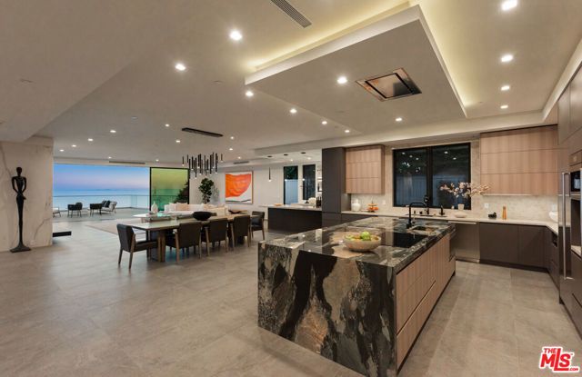 16680 Charmel Lane, Pacific Palisades (los Angeles), CA 90272
