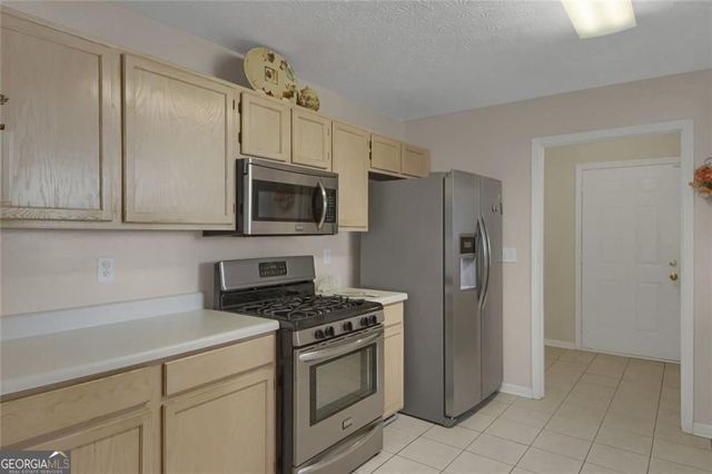 781 Hyde Court, Lithonia, GA 30058