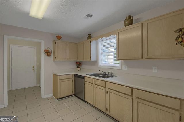 781 Hyde Court, Lithonia, GA 30058