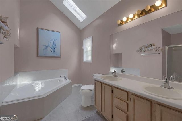 781 Hyde Court, Lithonia, GA 30058