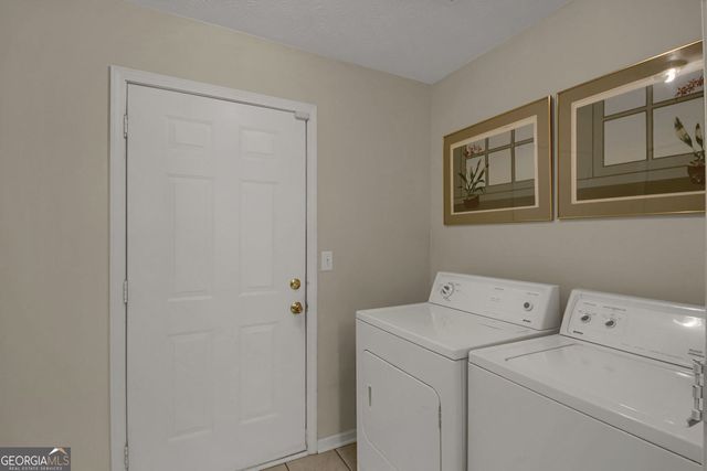 781 Hyde Court, Lithonia, GA 30058