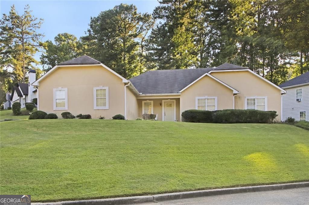 781 Hyde Court, Lithonia, GA 30058