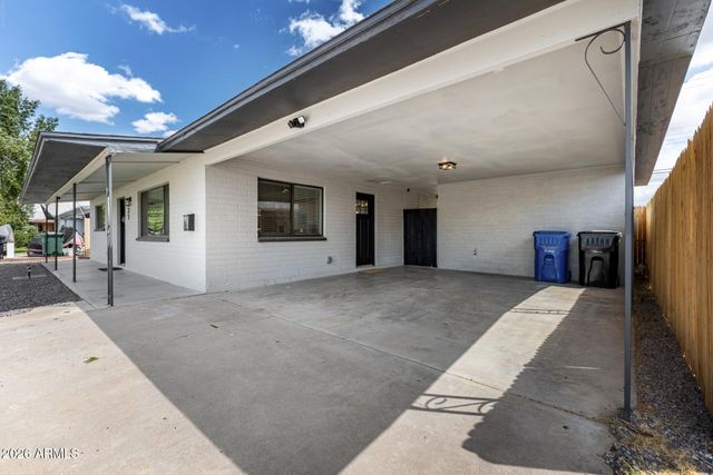 335 S Harris Drive, Mesa, AZ 85204
