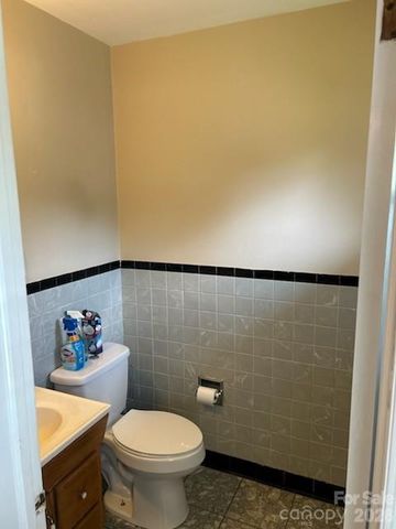 1164 Leigh Circle 11, Charlotte, NC 28216