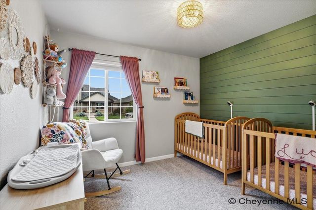 5404 LIZ RANCH RD, Cheyenne, WY 82007