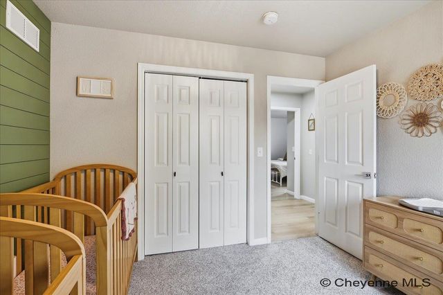 5404 LIZ RANCH RD, Cheyenne, WY 82007