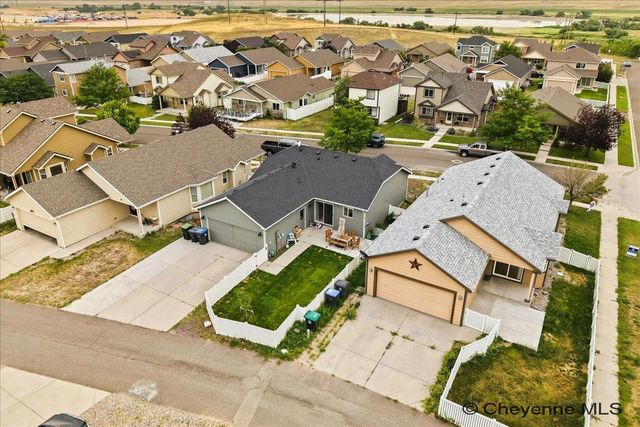 5404 LIZ RANCH RD, Cheyenne, WY 82007