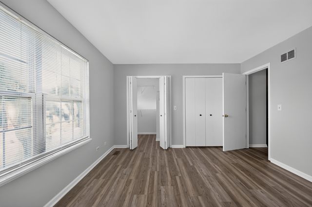 2640 Sycamore Drive, Waukegan, IL 60085