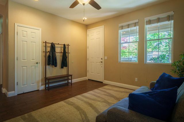 2948 Red Clover Way, Lincoln, CA 95648