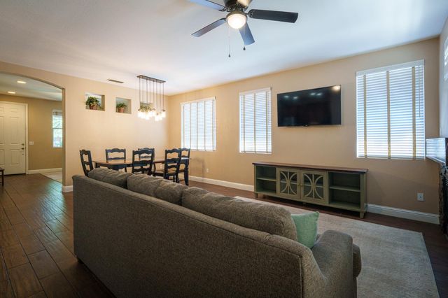 2948 Red Clover Way, Lincoln, CA 95648