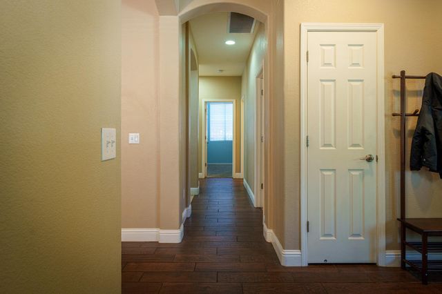 2948 Red Clover Way, Lincoln, CA 95648