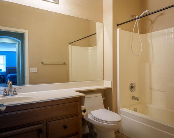 2948 Red Clover Way, Lincoln, CA 95648