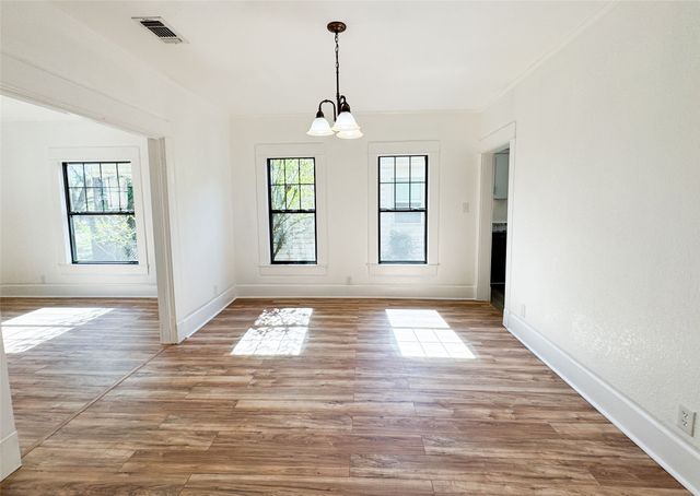 904 W 7th Street, Cisco, TX 76437