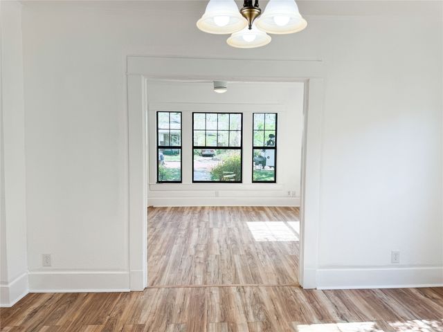 904 W 7th Street, Cisco, TX 76437